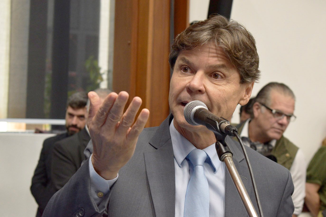 Transporte intermunicipal cobrança de taxa de serviço indevida