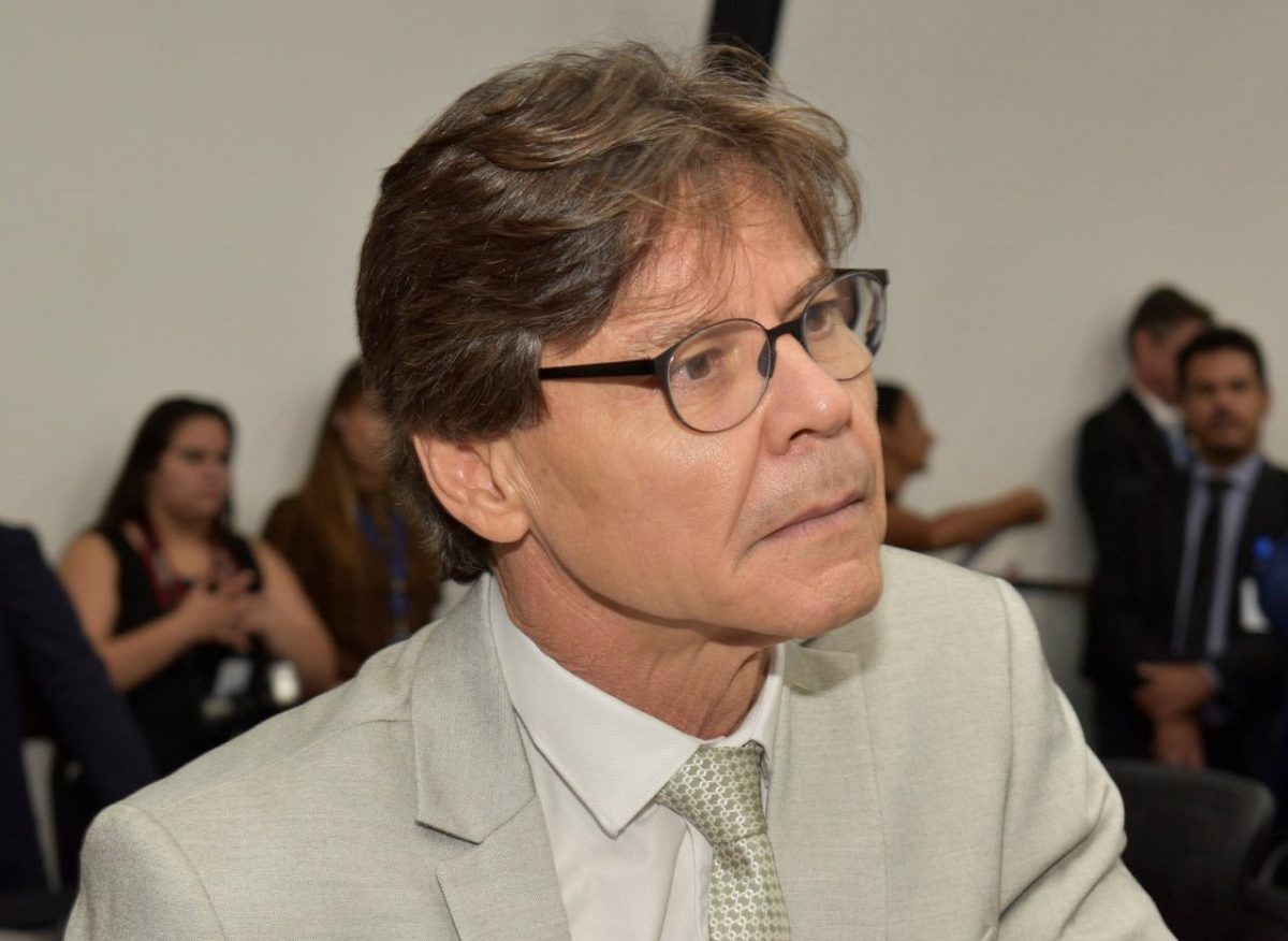 Projeto de Lei informar com antecedência interrupção nos serviços