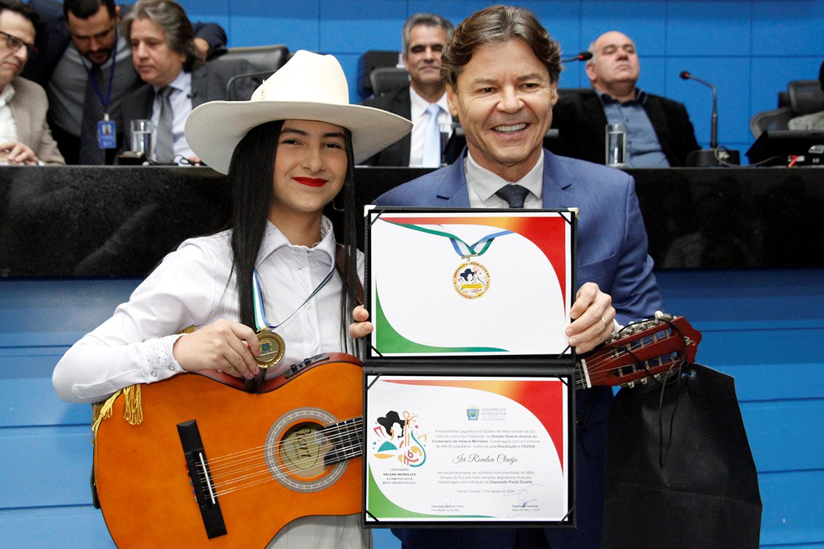 Com 19 anos, Ivi Rondon é um dos grandes talentos entre mulheres instrumentistas do MS.