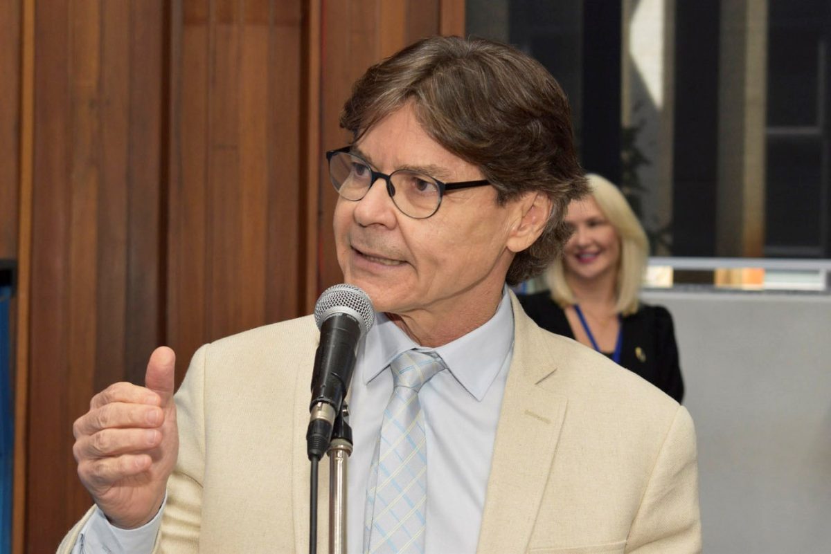 Por competência concorrente, Estado pode legislar nas questões que afetam o consumidor sem afetar competência privativa da União.